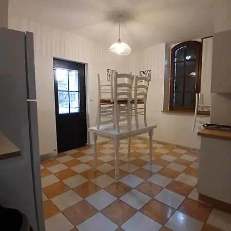 Manoir De La Gravière Couette-café Mouzon (Ardennes)