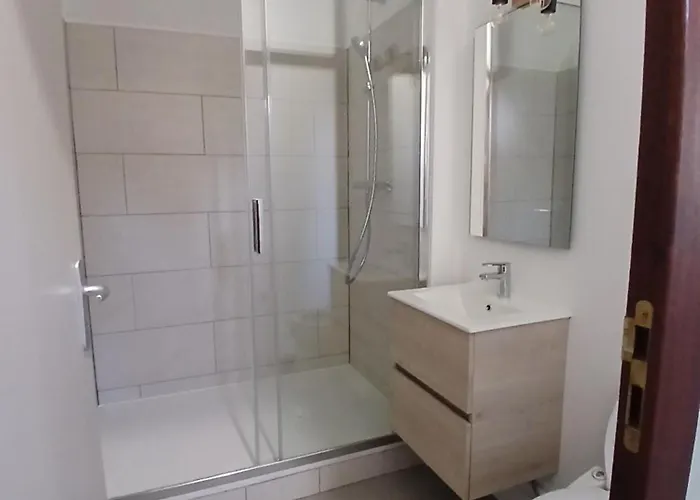 Manoir De La Graviere Bed & Breakfast *